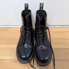 Dr. Martens 8ホール ブーツ ブラックのサムネイル