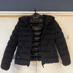 MONCLER ダウンジャケット ブラックのサムネイル