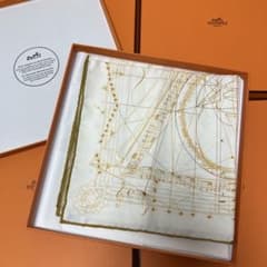 エルメス レア バイオリン ビオラ スカーフ ミニ 白系 - メルカリ