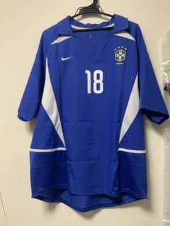 【希少】ブラジル代表 2002年 アウェイ ユニフォーム ナイキ 18 希少】ブラジル代表 2002年 アウェイ ユニフォーム ナイキ 18 - メルカリ