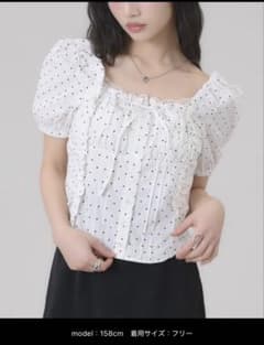 apres jour mignon スクエアピンタックブラウス レディースのサムネイル