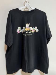 クレヨンしんちゃん シナモロール コラボ Tシャツのサムネイル