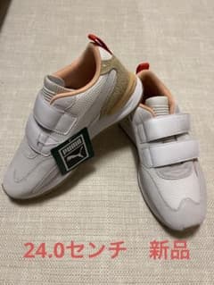 プーマ　PUMA スニーカーのサムネイル