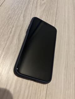 iPhone X シルバー 背面ひび割れのサムネイル