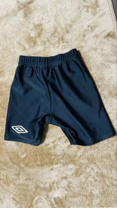 umbro 黒 水着 140サイズのサムネイル