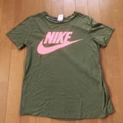 Nike オリーブグリーン Tシャツ Mのサムネイル