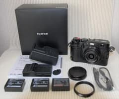 美品 X100F シャッター回数5,100と少なめ 箱ありのサムネイル