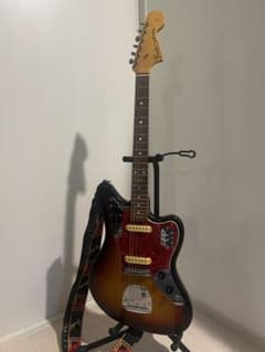 Fender Japan Jaguar フェンダージャパン ジャガーサンバースト - メルカリ