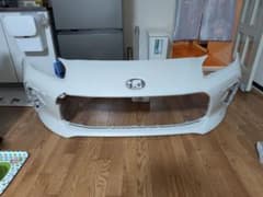 GR86　フロントバンパー（エアロ取り付け穴有り） GR86 フロントバンパー（エアロ取り付け穴有り） - メルカリ