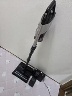 SHARP EC-SR7-N コードレス掃除機 バッテリー×2台付き - メルカリ