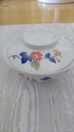 ナルミ 花柄 蓋付き茶碗　3組＋蓋無し1枚のサムネイル