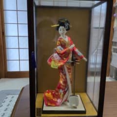 日本人形 三味線 ガラスケース入り 伝統工芸品 - メルカリ