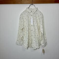 【新品】アイボリー ドット 長袖シャツ ブラウス M ORGANIC LIFEのサムネイル
