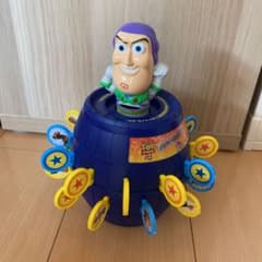 バズ・ライトイヤー危機一髪　トイストーリーのサムネイル