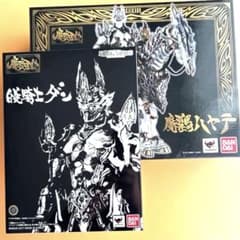 値下げしました！【美品】【魔戒可動 白夜騎士ダン ＋ 魔戒可動 魔導馬ハヤテ】のサムネイル
