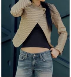 ZARA ストライプ柄ダブルブレスト仕様ブレザー - メルカリ