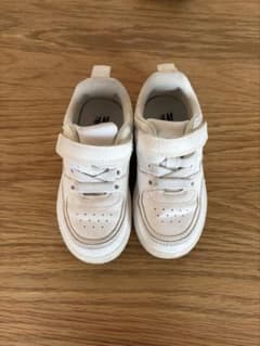 【H&M】キッズ スニーカー ホワイト 白 13.5cm マジックテープのサムネイル