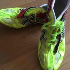 asics スパイクのサムネイル