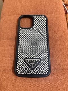 美品✨PRADA クリスタルトライアング iPhone12pro ケース - メルカリ