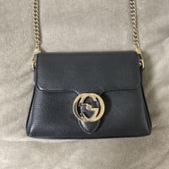GUCCI ショルダーバッグ レディース 定価より大幅値下げ♪のサムネイル