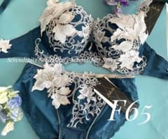 サルート F65/M 12G BS イギリスの花嫁 - メルカリ