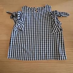 美品　神戸レタスギンガムチェック柄 肩出しフリルブラウス 半袖のサムネイル