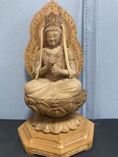 木製 仏像 蓮の花の台座　日大菩薩 木製 仏像 蓮の花の台座 日大菩薩 - メルカリ