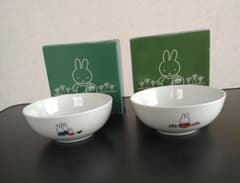 ミッフィーのお茶碗2個のサムネイル