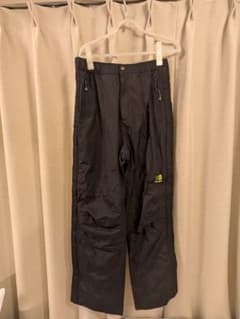 【お値下げ中】karrimor スノーボードウェア スノーパンツ（メンズ）のサムネイル