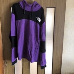 ノースフェイスのサムネイル
