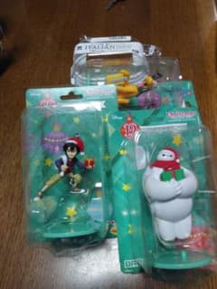 akipanmanさん専用　ディズニー　ファミマクリスマスオーナメント2020のサムネイル