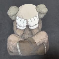 カウズ コラボ グラフィックＴシャツ Sのサムネイル