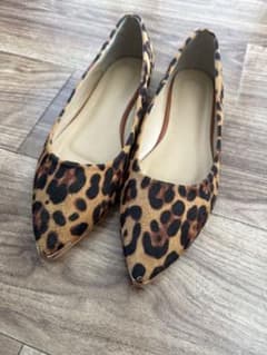 ヒョウ柄パンプスのサムネイル