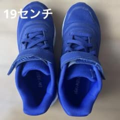 19センチ！　adidas LIGHT-Motion アディダスのサムネイル