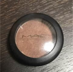 MAC アイシャドウのサムネイル