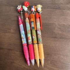 ハローキティ ご当地シャープペン 4本セット [北海道][秋田][新潟][信州]のサムネイル
