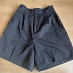 明日30日まで　処分しますINGNI 黒 ショートパンツ ウエストゴムのサムネイル