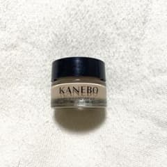 （新品未使用）KANEBO カネボウ ライブリースキンウエアⅡ 230 サンプルのサムネイル