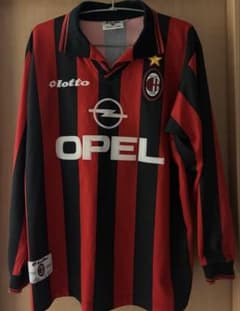1997-1998シーズン　ACミラン　ホーム　長袖ユニフォーム　Lotto 1997-1998シーズン ACミラン ホーム 長袖ユニフォーム Lotto - メルカリ