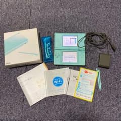ニンテンドーDS liteのサムネイル