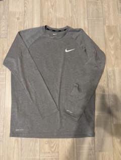 Nike グレー 長袖 メンズS UPF 40+のサムネイル