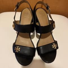 Tory Burch ブラックストラップサンダルのサムネイル