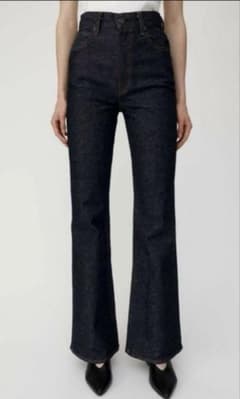 極美品MOUSSY　MVS FLARE　デニム　濃紺　サイズ25　ワンウォッシュのサムネイル