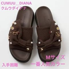 人気カラー　CUMUU＿DIANA チャームが揺れるリボンミュール　ブラウン　M 人気カラー CUMUU＿DIANA チャームが揺れるリボンミュール ブラウン M