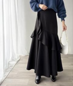 mily bilet ブラック フリルロングスカート Mのサムネイル