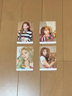 TWICE FANCY トレカ 4枚セット 即日発送‼️のサムネイル