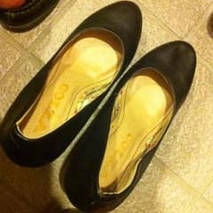 黒のハイヒールのサムネイル