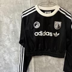 adidas ロングTシャツ 長袖 クロップド丈 ブラック 黒のサムネイル