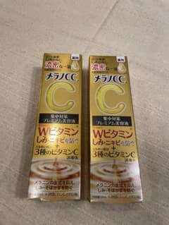 メラノCC 集中対策プレミアム美容液のサムネイル