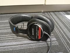 SONY 有線ヘッドホン オーバーイヤー ブラックのサムネイル